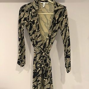 Diane von furstenberg wrap dress